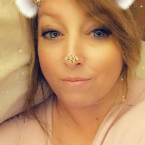 Meet your Posher, Paula - Picture 1 of 1